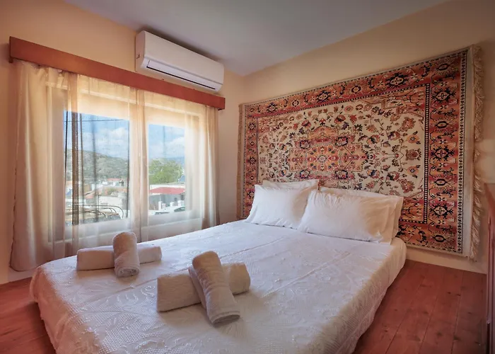 Geomare Απολακκιά